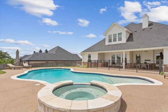 16022 Sorrento Dr, House other with 5 bedrooms, 4 bathrooms and null parking in Woodway TX | Image 35