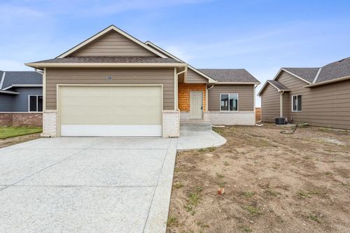 8974 E Summerside Pl, Bel Aire, KS, 67226 | Card Image