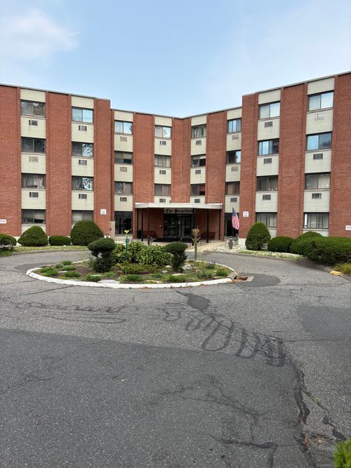 unit-c26-1700 Broadbridge Ave, Stratford, CT, 06614-5423 | Card Image