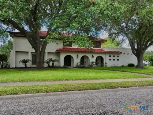 213 Tracy Ln, Victoria, TX, 77904-1525 | Card Image