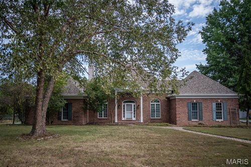 1155 Choctaw Ridge Dr, Holts Summit, MO, 65043-1488 | Card Image