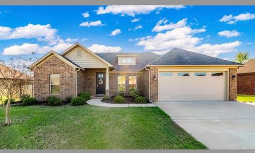 1700 Josh Dr, Conway, AR, 72034-8020 | Card Image