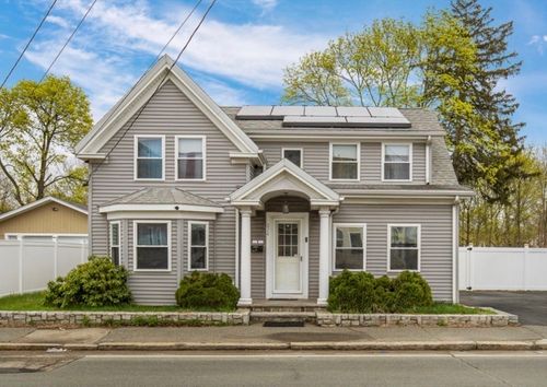 674 Montello St, Brockton, MA, 02301-6073 | Card Image