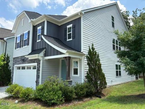 500 Flip Trl, Cary, NC, 27513-5368 | Card Image