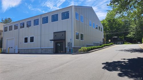 130 Route 59, Suffern, NY, 10901-4982 | Card Image