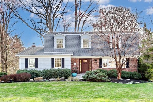 7 Capt Faldermeyer Dr, Stony Point, NY, 10980-3405 | Card Image