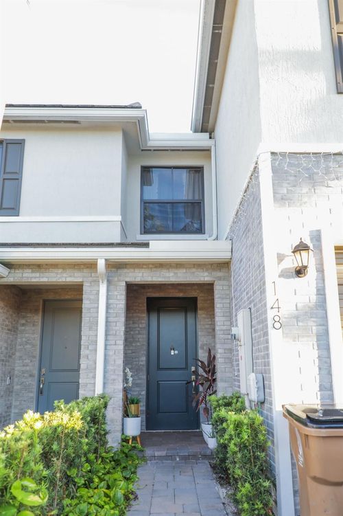 148 Se 5th Ct, Deerfield Beach, FL, 33441-4750 | Card Image