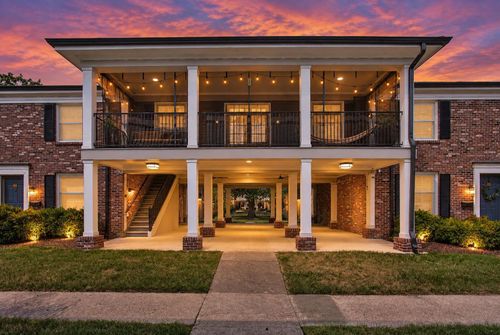 18g-5025 Hillsboro Pike, Nashville, TN, 37215-6334 | Card Image