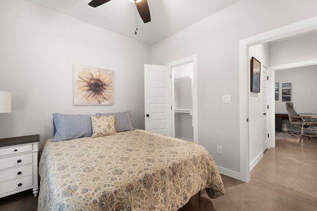 101 S Thomas Cv, House other with 3 bedrooms, 3 bathrooms and 4 parking in Burnet TX | Image 23