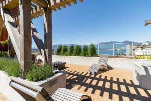 501-983 E Hastings St, Vancouver, BC, V6A0G9 | Card Image