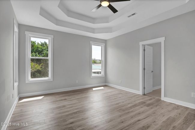 404 Fayetteville Ave, House other with 3 bedrooms, 2 bathrooms and null parking in Carolina Beach NC | Image 13