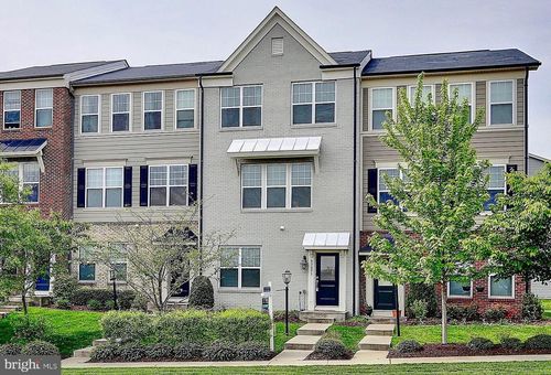 43893 Eastgate View Dr, CHANTILLY, VA, 20152-2599 | Card Image