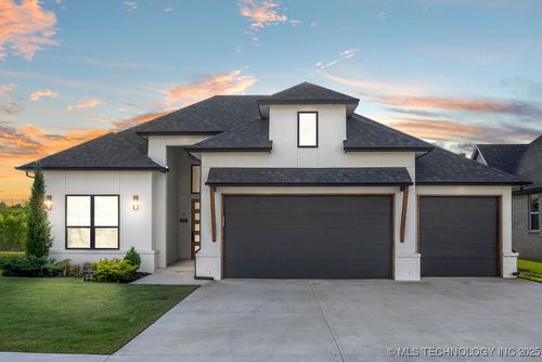 13722 S 20th Pl, Bixby, OK, 74008 | Card Image