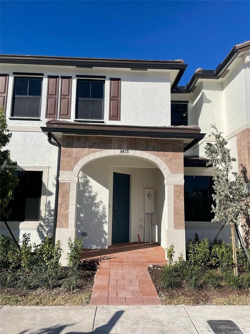 3415 W 112th Ter, Hialeah, FL, 33018-2212 | Card Image