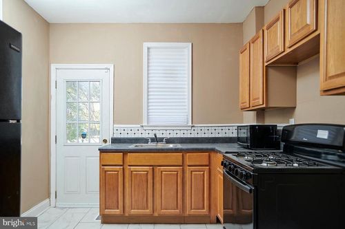 6123 Upland St, PHILADELPHIA, PA, 19142-2428 | Card Image
