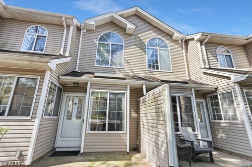 93 Birchwood Rd, Bedminster, NJ, 07921-1907 | Card Image