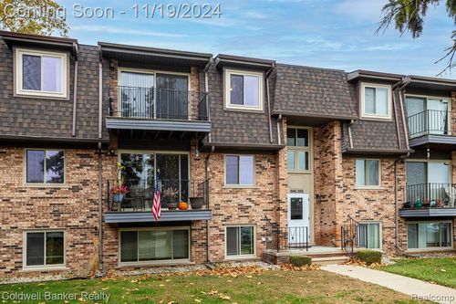 132-432 Riviera Drive, St. Clair Shores, MI, 48080 | Card Image