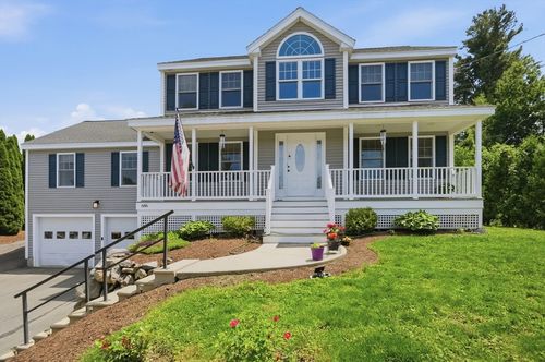686 Willard St, Leominster, MA, 01453-5930 | Card Image