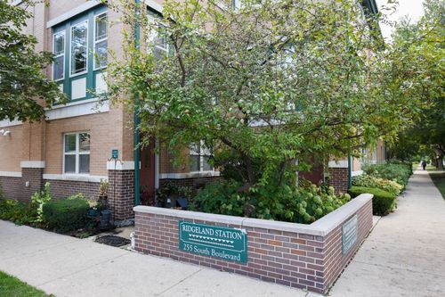 apt-7-255 South Blvd, Oak Park, IL, 60302-2722 | Card Image