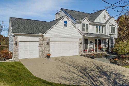 2814 Waldon Park Dr, Orion, MI, 48359-1336 | Card Image