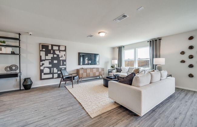 Open concept gathering room *Model representation | Image 8