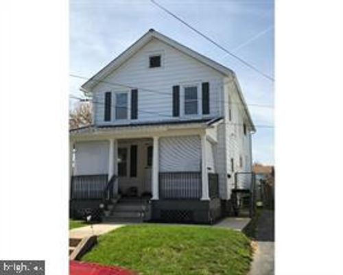 30 W Roland Rd, BROOKHAVEN, PA, 19015-3226 | Card Image