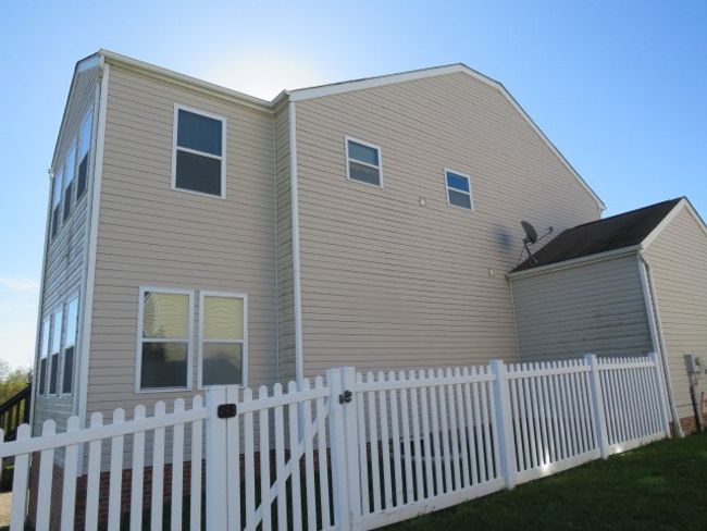 115 Naughton Cir, House other with 4 bedrooms, 5 bathrooms and 3 parking in Evans City PA | Image 4