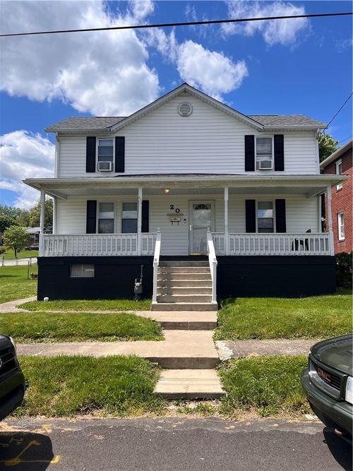 20 Maple Street, Masontown, PA, 15461 | Card Image