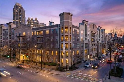 5037-390 17th St Nw, Atlanta, GA, 30363-2015 | Card Image