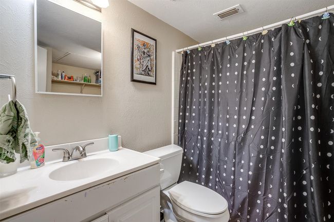 7228 Wayfarer Trl, House other with 4 bedrooms, 2 bathrooms and null parking in Fort Worth TX | Image 17