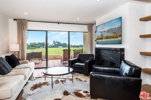 unit-112-3375 Foothill Rd, Carpinteria, CA, 93013-3001 | Card Image