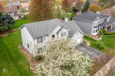 235 Isleview Drive, House other with 4 bedrooms, 3 bathrooms and 2 parking in Oswego IL | Image 2