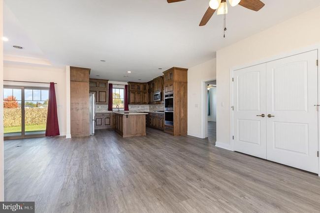 41 Smith Cir, House other with 3 bedrooms, 2 bathrooms and null parking in LITTLESTOWN PA | Image 4