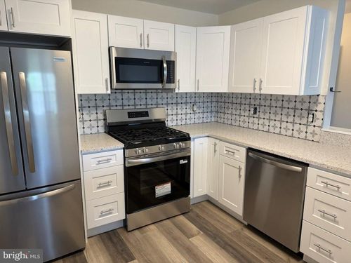 938 Pine Valley Ct, LITTLE EGG HARBOR TWP, NJ, 08087-3077 | Card Image