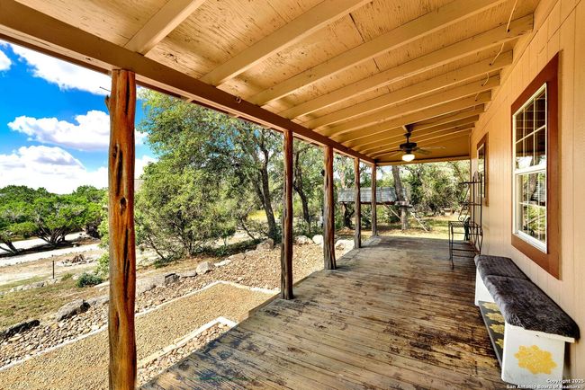 3363 English Crossing Rd, House other with 3 bedrooms, 4 bathrooms and null parking in Bandera TX | Image 34
