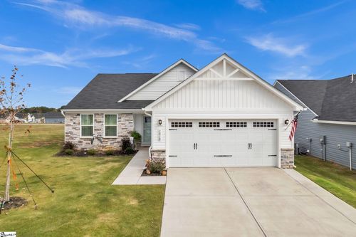 1018 Rev Robert Reid St, Woodruff, SC, 29388-7508 | Card Image