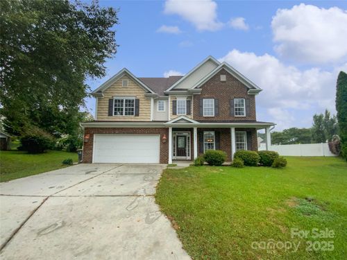 10901 Trout Creek Pl, Davidson, NC, 28036-7617 | Card Image