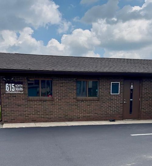 b-615 N Main St, Hebron, IN, 46341-8710 | Card Image