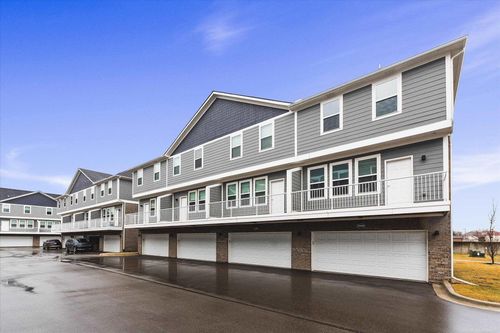 2908 Zana Drive, Troy, MI, 48085 | Card Image