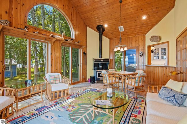 3485 N West Torch Lake Dr, House other with 5 bedrooms, 4 bathrooms and null parking in Kewadin MI | Image 31