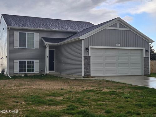 366 Douglas Dr, Liberty Center, OH, 43532-9218 | Card Image