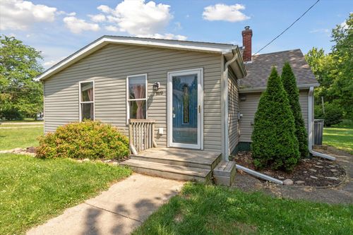 31172 Depot St, Leonidas, MI, 49066 | Card Image