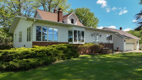 N5956 Town Shop Rd, CAMP DOUGLAS, WI, 54618-9543 | Card Image