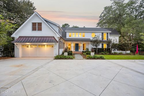 1802 S Churchill Dr, Wilmington, NC, 28403-4804 | Card Image