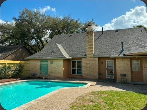 8810 Covent Garden St, Houston, TX, 77031-3012 | Card Image