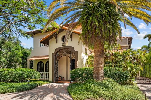 4803 W Woodmere Rd, Tampa, FL, 33609-3632 | Card Image