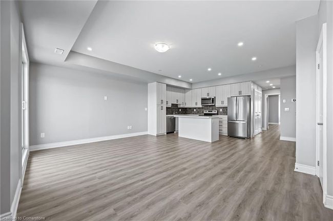 302 - 721 Franklin Blvd, House attached with 2 bedrooms, 2 bathrooms and 1 parking in Cambridge ON | Image 13