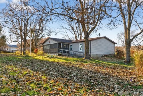 1590 Hamburg Rd Sw, Lancaster, OH, 43130-8289 | Card Image