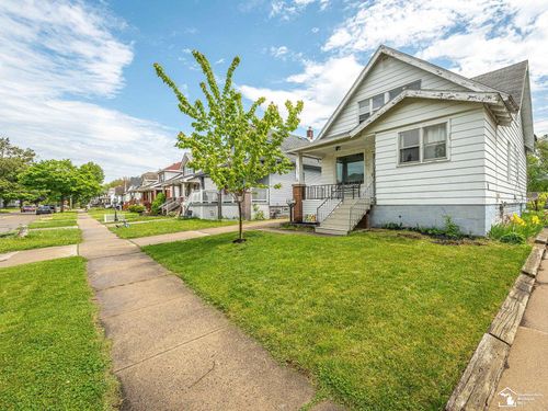 6657 Westpoint St, Taylor, MI, 48180-1710 | Card Image