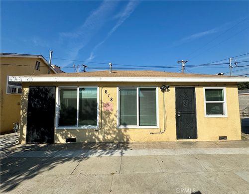 618 S Ford Blvd, East Los Angeles, CA, 90022-2412 | Card Image